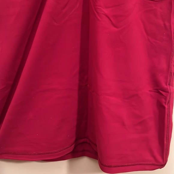 Power Y Tank in Cranberry - Picture 9 of 9